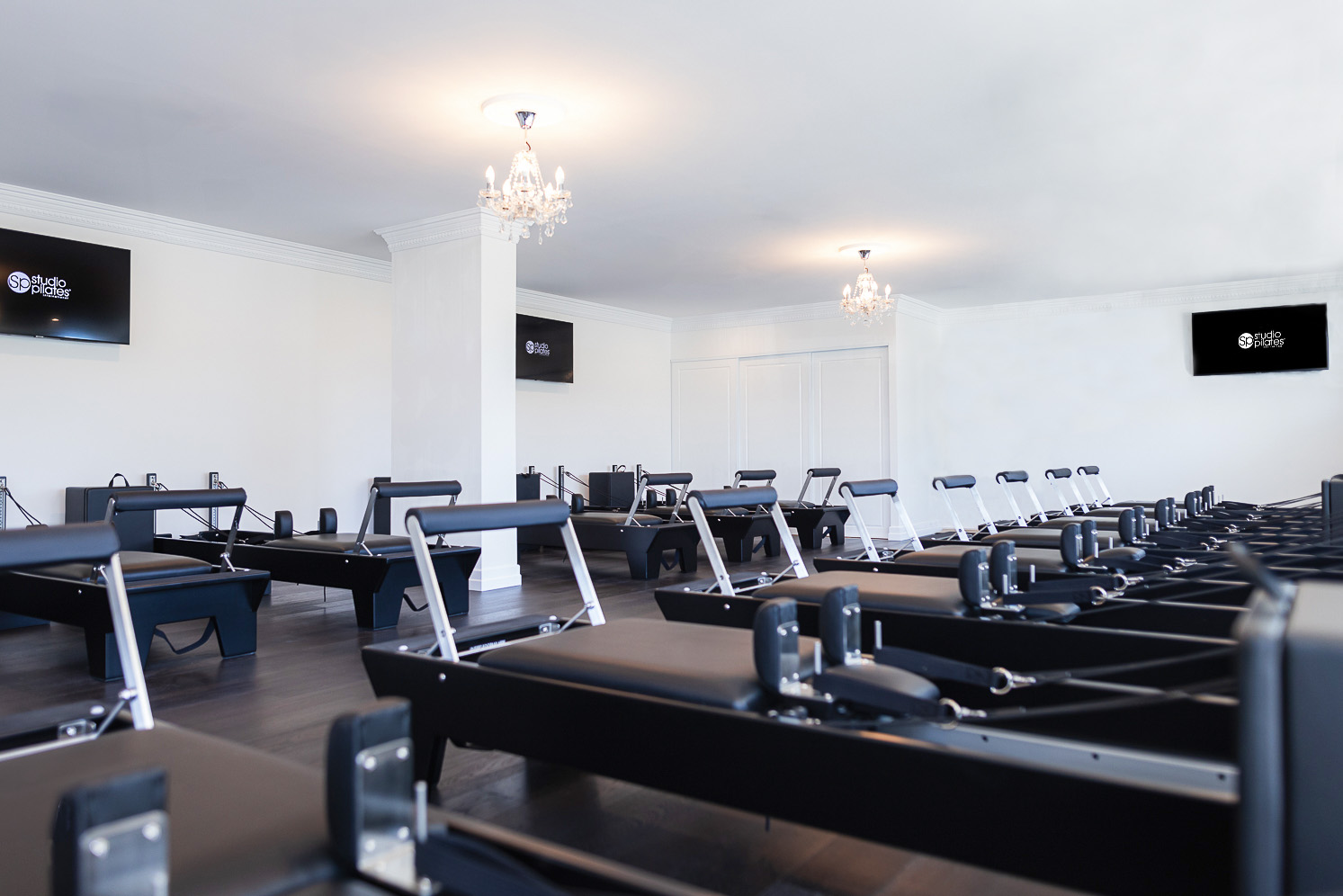 Studio Pilates preview image